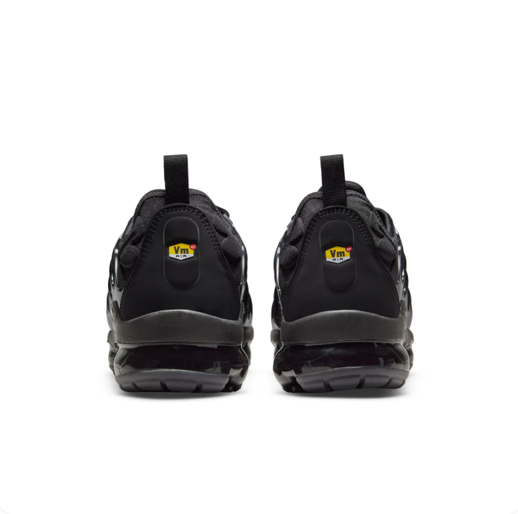 Nike All-Black Low-Top Sneakers with Sculpted Overlays