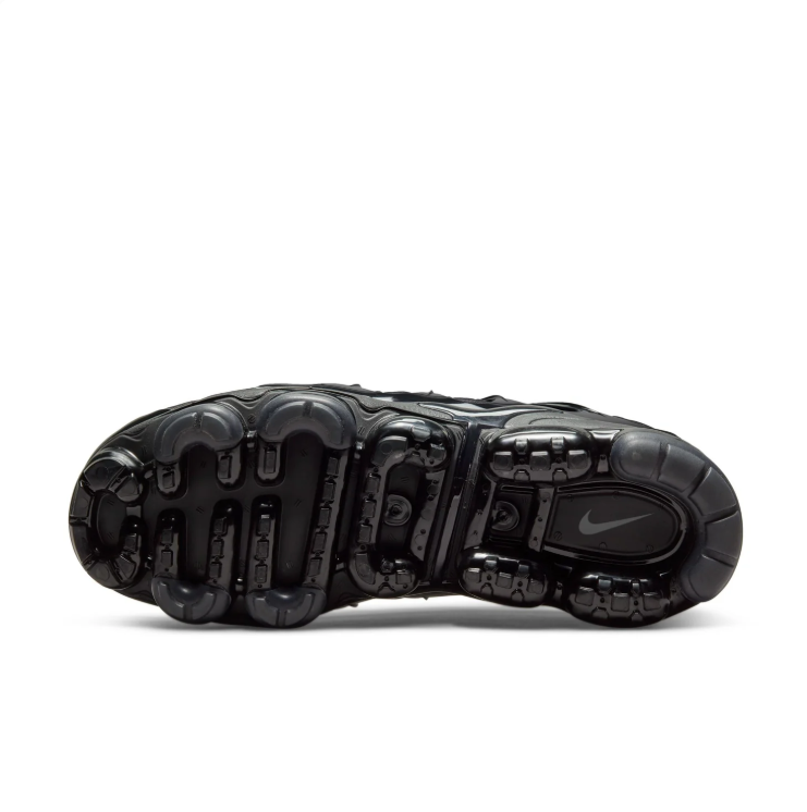 Nike All-Black Low-Top Sneakers with Sculpted Overlays