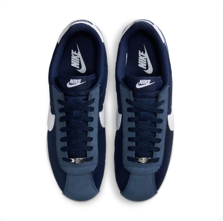 Nike Navy & White Low-Top Lace-Up Sneakers