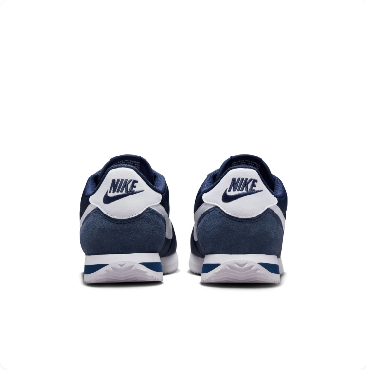 Nike Navy & White Low-Top Lace-Up Sneakers
