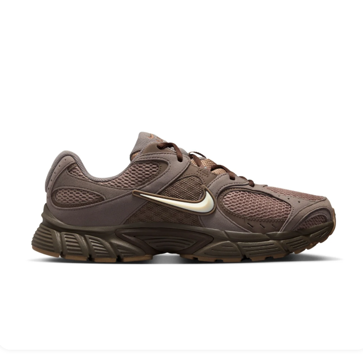 Nike Brown & Cream Swoosh Low-Top Sneakers