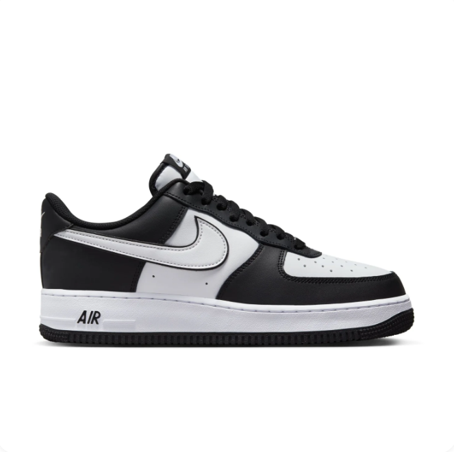 Nike Black & White Low-Top Sneakers with Silver-Tone Swoosh