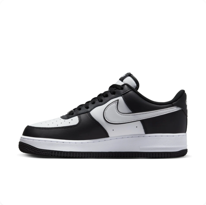 Nike Black & White Low-Top Sneakers with Silver-Tone Swoosh