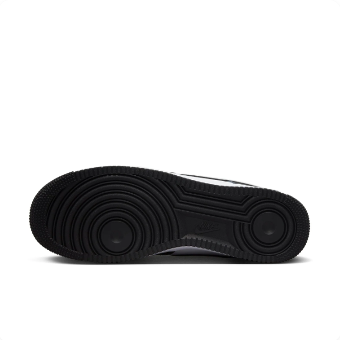 Nike Black & White Low-Top Sneakers with Silver-Tone Swoosh