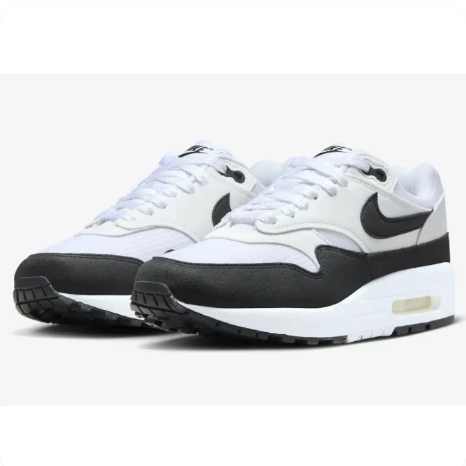 Nike White & Black Low-Top Sneakers with Visible Air Window