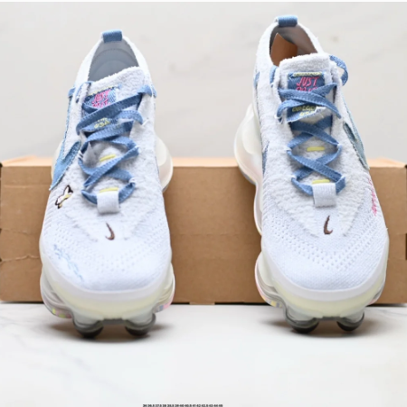 Nike White & Denim Blue Low-Top Sneakers with Pastel Sole
